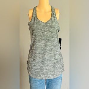 🌷- NEW BALANCE ATHLETIC RAZOR BACK TANK SZ M NWT